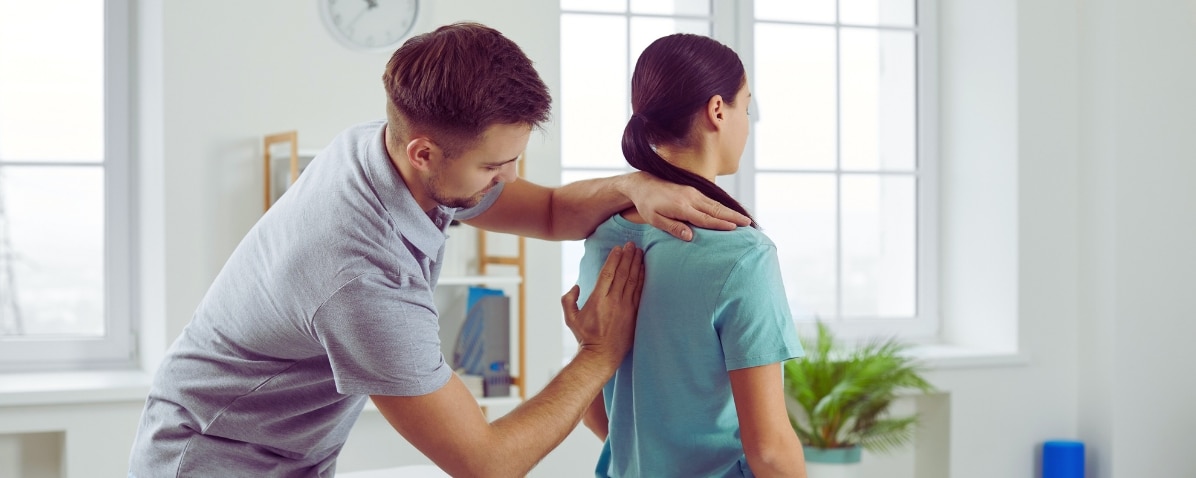 how chiropractic care can help with chronic back pain